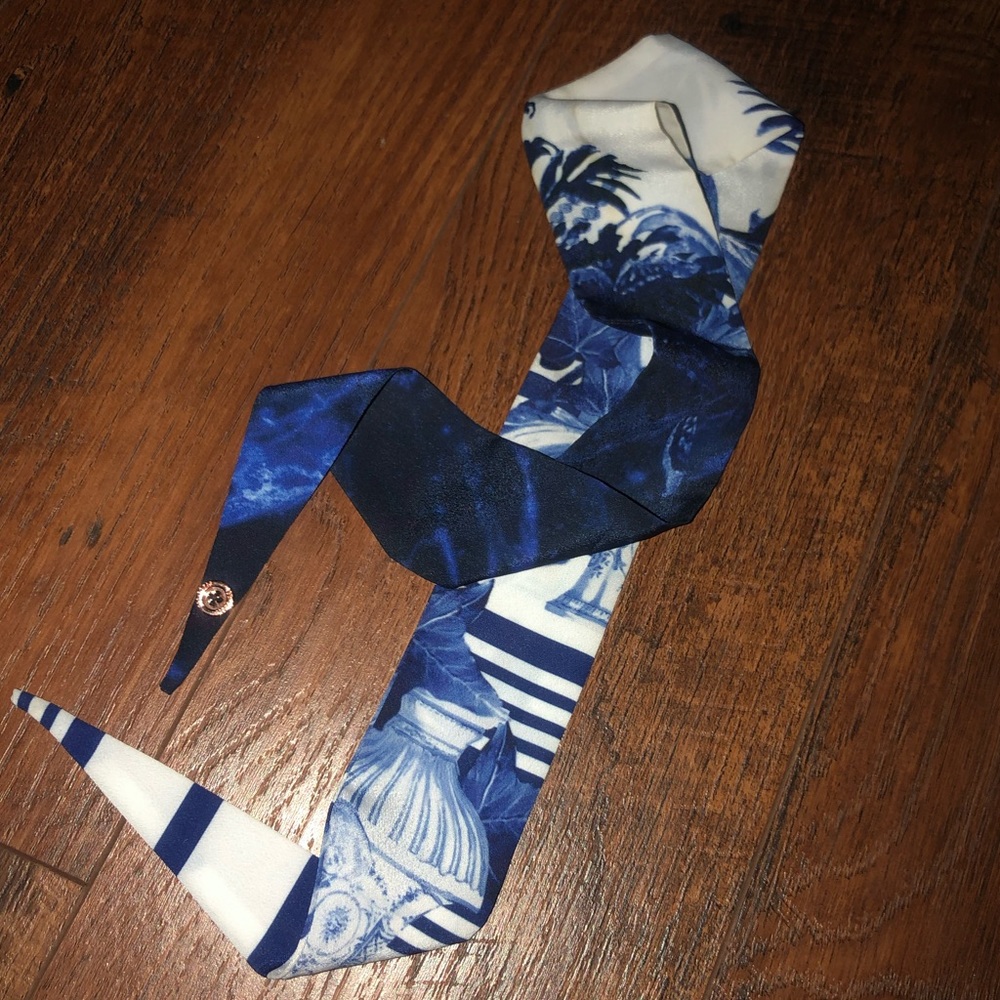 Ted Baker Silk Neck scarf